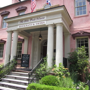 best places to eat in savannah | GAFollowers