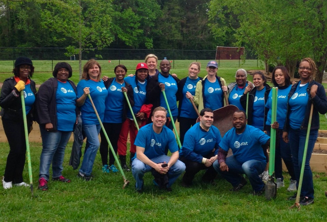 AT&T Employees Show 'Volunteer Spirit' in Atlanta – GAFollowers