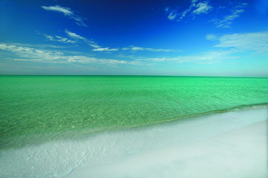 emerald-green-waters-in-beaches-of-south-walton-675682895a60373e