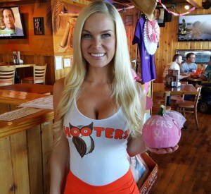 Ms. Hooters Georgia, Rachel Swartz