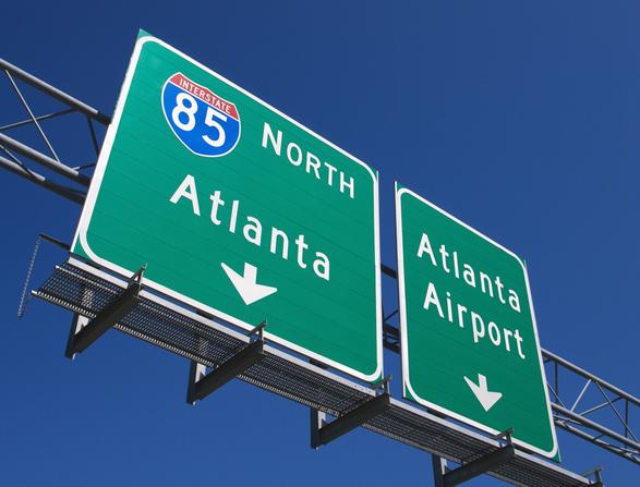 Highway sign for I-85 North to Atlanta, Georgia and the Atlanta Airport.