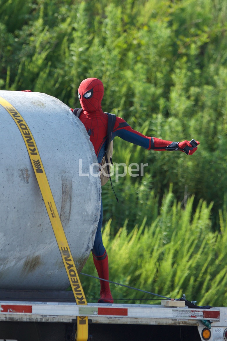 First Pictures Of New Spider-Man Costume On Atlanta Set