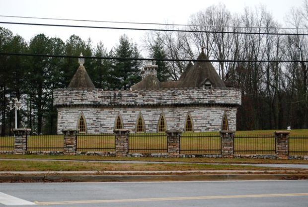 There’s a Mysterious Castle in Alpharetta — Cagle Castle – GAFollowers