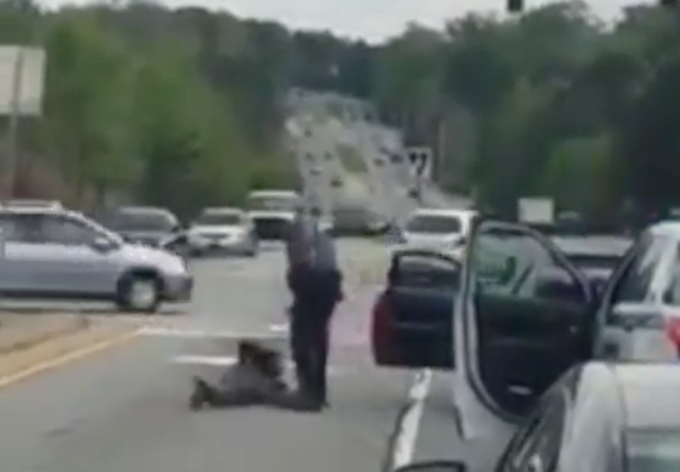 Gwinnett Police Officer Kicks Handcuffed Man in the Face (VIDEO)