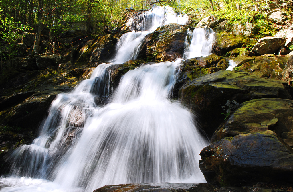 Dark Hollow Falls