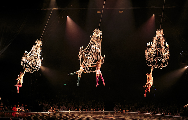 Lucas Saporiti Costumes Dominique Lemieux 2015 Cirque du Soleil Photo 2