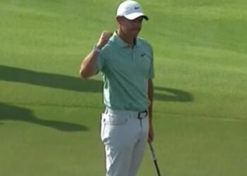 McIIroy Makes Historic Comeback at Tour Championship