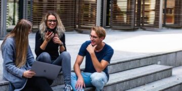 How To Get A University Degree Whilst Working Part-Time