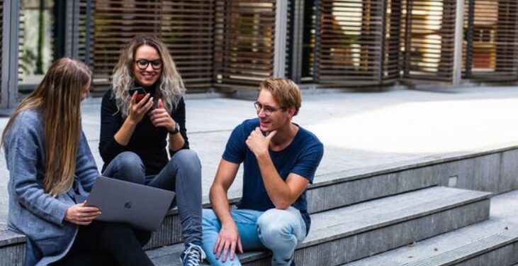 How To Get A University Degree Whilst Working Part-Time