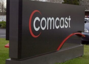 Comcast Hosts a Digital Equity Summit, Donates Laptops in Atlanta