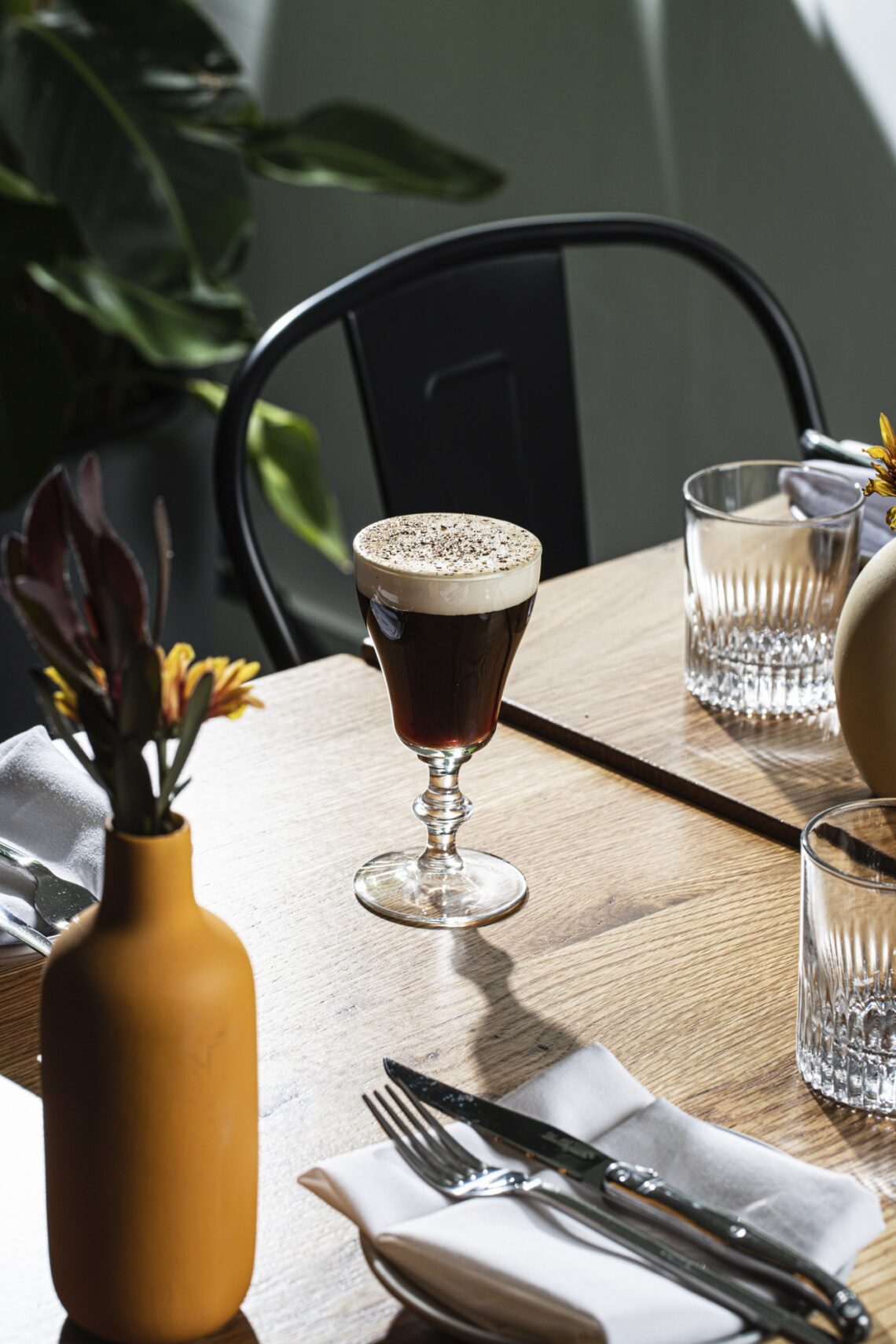 Aussie Themed Isla & Co. Opens in Buckhead