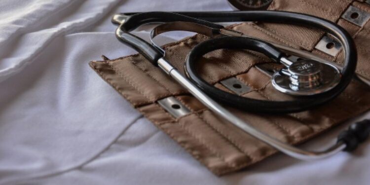 Empowering Families: The Role of Family Nurse Practitioners in Comprehensive Healthcare