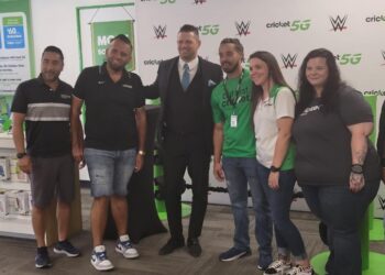 The Miz Meets Atlanta and Cricket Wireless Customers