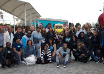 Blank Family Foundation and AT&T to Provide Laptops