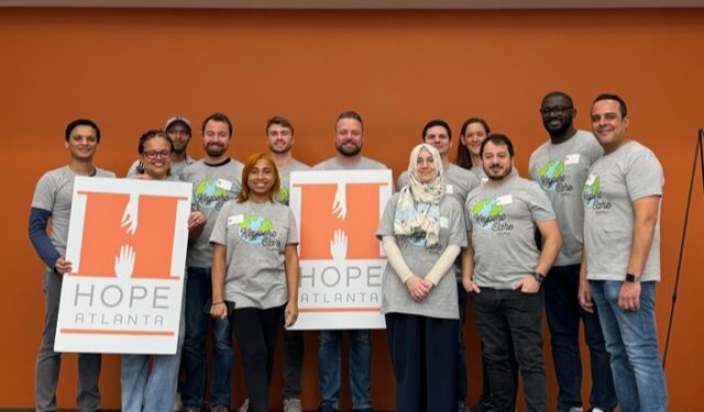Hope Atlanta and FirstKey Homes Partner for Women’s Community Kitchen