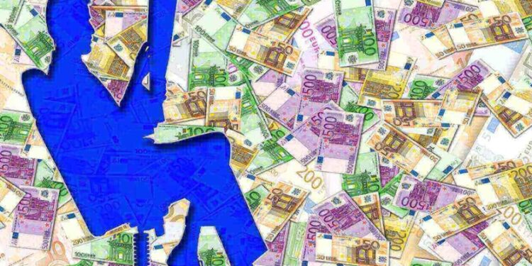 From Print to Profit: How Leading Newspapers Monetize in the Digital Age