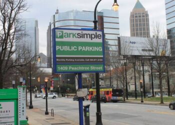 A public parking sign on Peachtree Street in Atlanta; ParkSimple file photo.